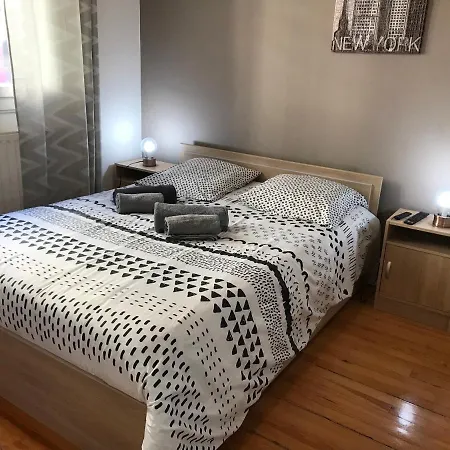 Hypercentre Standing Apartment